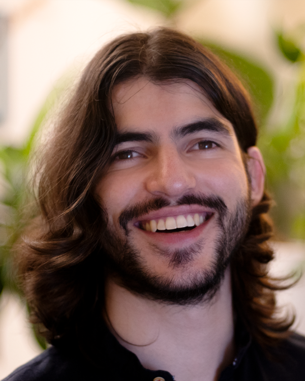 Dr. Rolando Masís-Obando